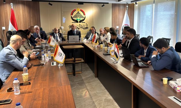 رئيس "الجبهة الوطنية" من غرفة العمليات: نخوض انتخابات الشيوخ بروح المشاركة لا المغالبة.. الشباب هم رهاننا الحقيقي.. تواصل مباشر مع المحافظات ودعم لوجستي لضمان مشاركة فعالة.. وسنظل سندا للدولة