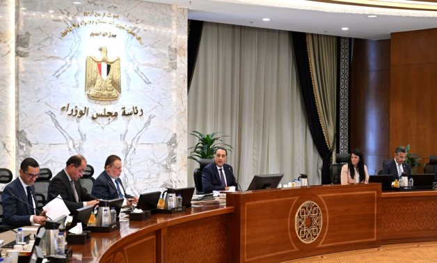 رئيس الوزراء يترأس اجتماع المجموعة الوزارية الاقتصادية