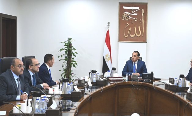 رئيس الوزراء يتابع موقف مشروعات ونشاط شركة "تنمية الريف المصري الجديد"   