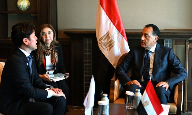 رئيس الوزراء لوزير النقل اليابانى: مصر تتطلع لجذب صناعات السيارات