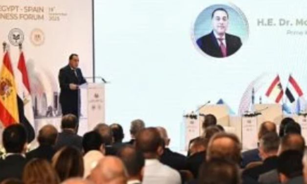 رئيس الوزراء: زيارة ملك إسبانيا تحظى بمكانة خاصة.. فرصة متجددة لتأكيد التزام بلدينا الصديقين بتطوير وتعميق أوجه التعاون الثنائي.. ونؤمن بشريك رئيسى فى بناء مشروعات مشتركة قادرة على المنافسة إقليمياً ودولياً
