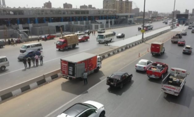 النقل ترصد سلوكيات سلبية على الطرق وتناشد المواطنين المشاركة فى التوعية