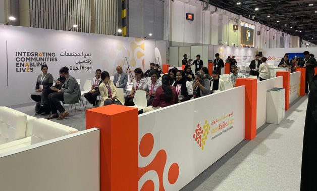 إقبال لافت في اليوم الثاني من معرض "إكسبو ذوي الهمم" بدبي وسط تفاعل طلابي وحضور مميز لأصحاب الهمم