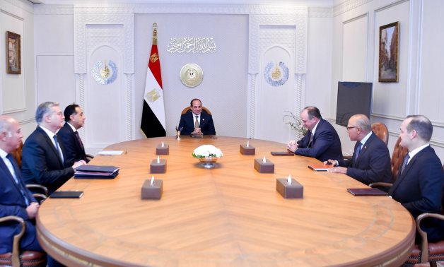 خلال استقباله الرئيس التنفيذي لأباتشى العالمية.. السيسى يتابع الموقف الاستكشافي للمناطق الجديدة.. ويؤكد تقديم كافة التسهيلات لتحقيق المصالح المشتركة.. الرئيس: مبادرات الشركة في مصر ساهمت في إعطاء رسالة إيجابية