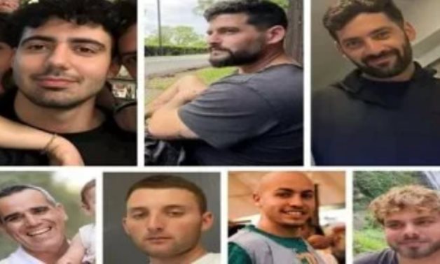 سيارات الصليب الأحمر تتوجه إلى نقطة جيش الاحتلال لتسليم 13 أسيرا إسرائيليا