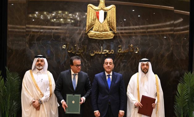 رئيس الوزراء يشهد توقيع مذكرة تفاهم بين مصر وقطر للتعاون في المجال الصحي