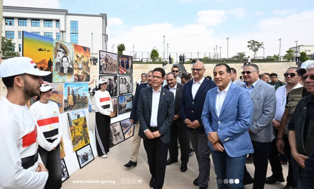 تعرف على أبرز أنشطة رئيس مجلس الوزراء هذا الأسبوع.. إنفوجراف