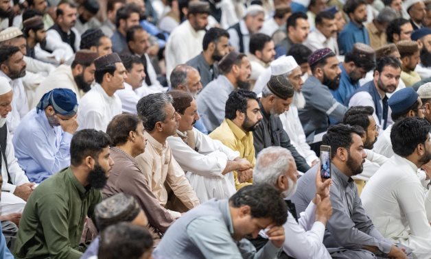 د. العيسى يُلقي خطبة الجمعة في جامع البرلمان ومجلس الشيوخ في باكستان