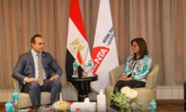 "الرعاية الصحية" تبحث مع الأكاديمية الوطنية للتدريب إطلاق منصة لرفع الوعى الصحى