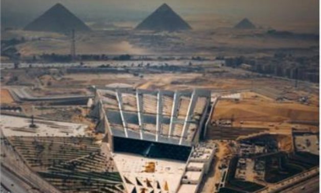 أيقونة الجمهورية الجديدة..المتحف المصري الكبيرومشروع يجسد قوة مصر الناعمة..نواب وأحزاب: هدية مصر للعالم وأكبر متحف في التاريخ لحضارة واحدة.. مصر توظف تراثها كقوة ناعمة تعزز حضورها الدولي وتدعم اقتصادها الوطني أيقونة الجمهورية الجديدة..المتحف المصري الكبيرومشروع يجسد قوة مصر الناعمة..نواب وأحزاب: هدية مصر للعالم وأكبر متحف في التاريخ لحضارة واحدة.. مصر توظف تراثها كقوة ناعمة تعزز حضورها الدولي وتدعم اقتصادها الوطني