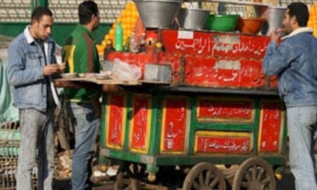 القانون يحدد شروط ترخيص بتشغيل وحدة طعام متنقلة.. تعرف عليها