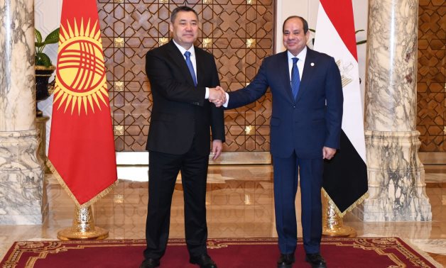 ننشر صور استقبال الرئيس السيسى لرئيس جمهورية قرغيزيا فى قصر الاتحادية