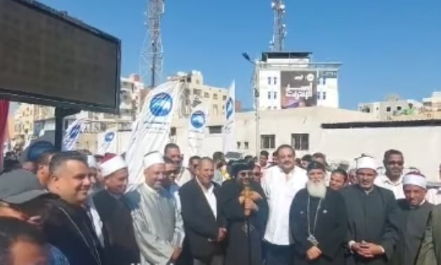 يحيا الهلال مع الصليب.. مشايخ وقساوسة يشاركون في انتخابات مجلس النواب بالغردقة