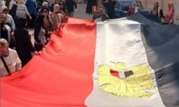 مسيرات شعبية بعلم مصر للمشاركة بانتخابات مجلس النواب فى الإسكندرية