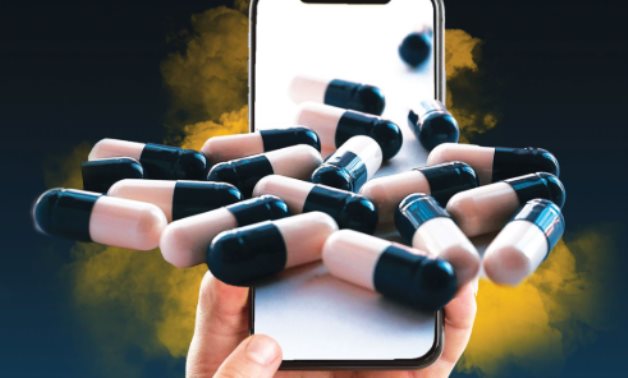 "سوق الكيف الإلكترونى" فى التشريعات العربية.. الداخلية تُسقط تشكيل يبيع المخدرات عبر "أبلكيشن سرى" بقيمة 21 مليون جنيه.. هل هناك عقوبة لنشر محتوى غير مشروع؟.. 5 دول عربية تصدت للجريمة بالحبس والغرامة