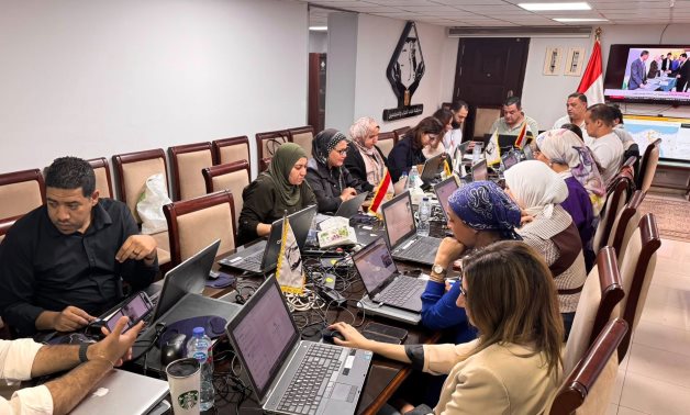 غرفة عمليات التنسيقية تواصل انعقادها لمتابعة المرحلة الثانية لانتخابات مجلس النواب في 13 محافظة