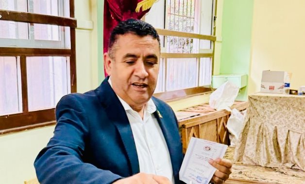 برلماني يدعو المواطنين للمشاركة في الانتخابات ويؤكد: البرلمان القوي يبدأ من صندوق الانتخابات