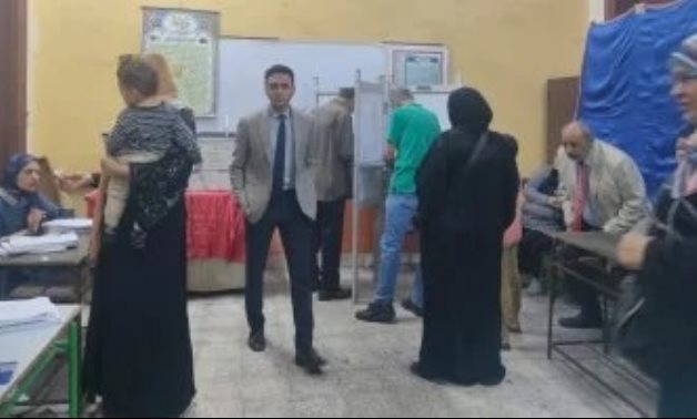 إقبال متزايد من الناخبين في الساعات الأخيرة من التصويت بالجمالية