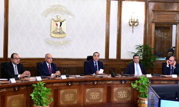 "معلومات الوزراء" يرصد أبرز التوقعات الاقتصادية العالمية لعام 2026   