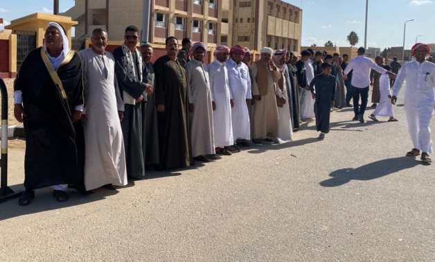 إقبال كبير أمام لجان أبوزنيمة والطور وأبورديس بجنوب سيناء في اليوم الأخير للانتخابات