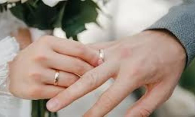 موسم الزواج فى مصر.. الصيف يسجل زيجات أعلى من الشتاء بـ70 ألف حالة.. أكثر من ربع زيجات العام تتم صيفا.. 2024 شهد 275 ألف زيجة "فى عز الحر".. 205 ألفا بالشتاء.. وإحصاءات تكشف ميل المصريين لمواسم الدفء عند الزواج