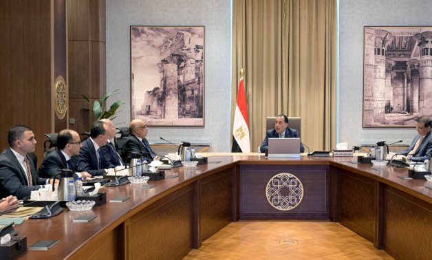رئيس الوزراء يُتابع جهود حل مشكلات المستثمرين وتحسين مناخ الاستثمار