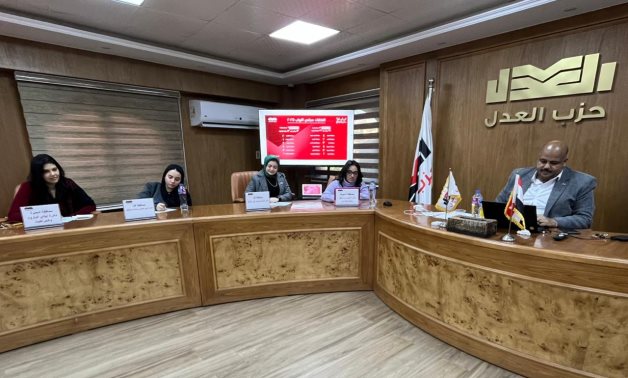 غرفة العمليات المركزية بحزب العدل تواصل متابعتها الحية لإعادة الانتخابات في 19 دائرة بالمرحلة الأولى