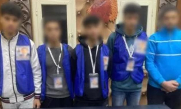 الداخلية تغلق باب المال والدعاية قبل الدخول للجان.. كروت وفلوس فى قبضة الأمن.. تصويت بلا تأثير وشفافية بلا شوائب.. كشف سلسلة ضبطيات لمخالفات الدعاية والمال السياسى.. وإشادات بالتصدى للخروقات.. صور