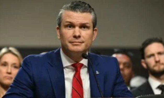 تقرير البنتاجون: هيجسيث عرض معلومات عسكرية حساسة للخطر فى أزمة «سيجنال»