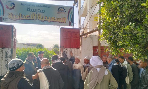 إقبال كثيف بلجان المحمودية بالبحيرة في أول ساعات التصويت في الدوائر الملغاة بمجلس النواب