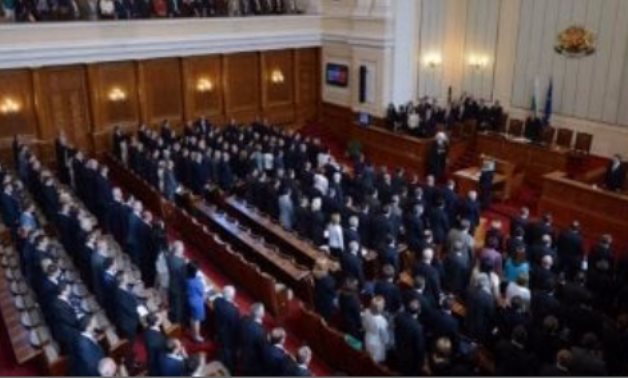 استقالة الحكومة البلغارية قبل تصويت البرلمان على سحب الثقة منها