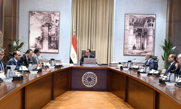 مجلس الوزراء يستعرض أبرز أنشطة مصطفى مدبولى خلال الأسبوع.. إنفوجراف