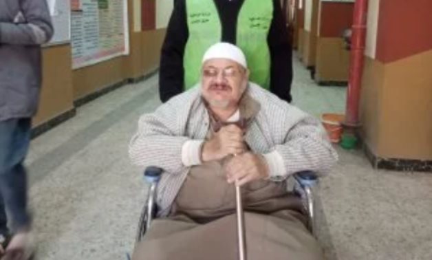 مصر تستحق.. مسن من دمياط يوجه رسالة للمصريين بعد التصويت بانتخابات النواب