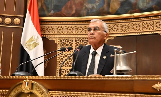 رئيس الشيوخ يحيل 5 تشريعات هامة إلي اللجان النوعية أبرزها منع الممارسات الاحتكارية 