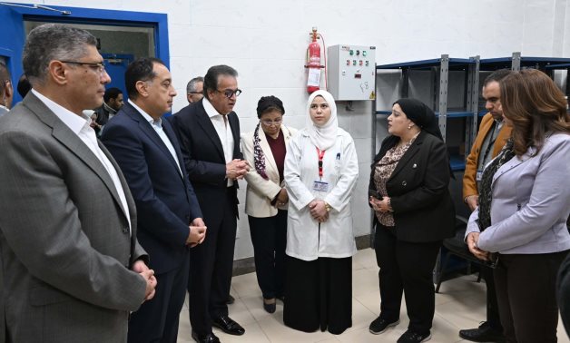 رئيس الوزراء: نواصل السعى لإحداث نقلة نوعية فى ملفى الصحة والتعليم لتوفير حياة كريمة لجميع المواطنين   