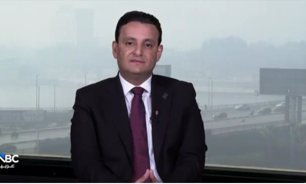 أحمد سمير: الإنتاج والصناعة مفتاح الاستقرار الاقتصادي وإدارة الديون بذكاء ضرورة