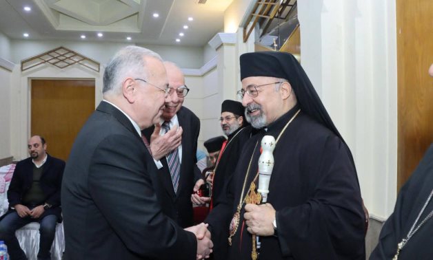 المصريين الأحرار يشارك الطوائف المسيحية احتفالات عيد الميلاد المجيد.. صور