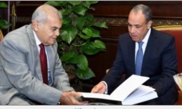 وزير الخارجية يلتقي رئيس مجلس الشيوخ