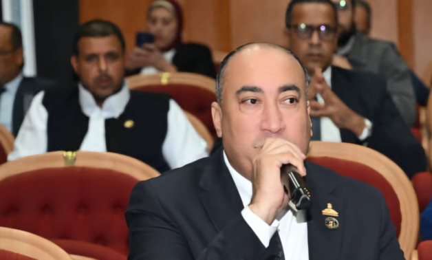 عمرو رشاد يطالب وزير الإسكان بسرعة تنفيذ «حياة كريمة» وبدء المرحلتين الثانية والثالثة تنفيذًا لتوجيهات الرئيس السيسي