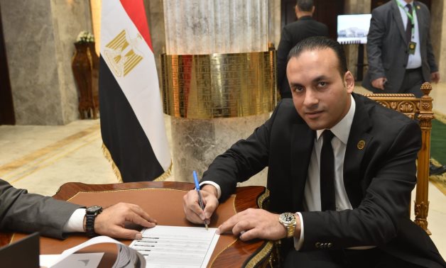 النائب عمرو فهمي: أولويتي دعم المواطن ودفع مسيرة التنمية بما يحقق الصالح العام