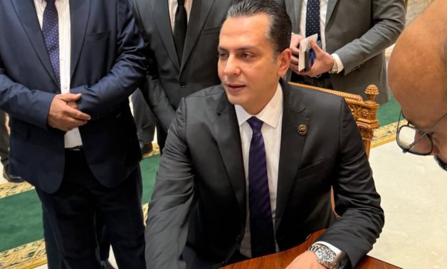 النائب أحمد عبدالجواد يتسلم كارنيه عضوية مجلس النواب بمقر العاصمة الإدارية الجديدة