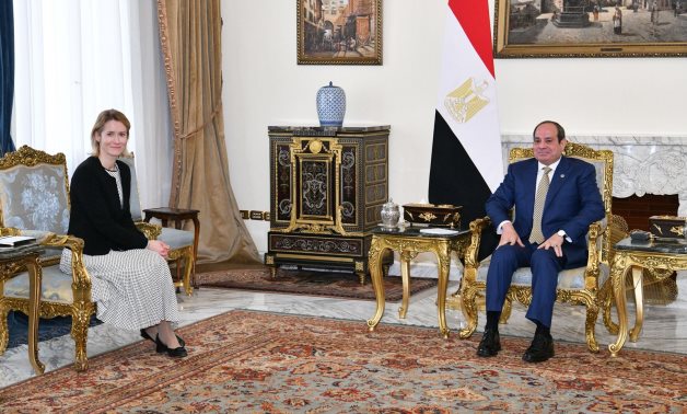 القاهرة أوروبا علاقات استراتيجية متعمقة.. الرئيس يستقبل وفد الاتحاد الأوروبي ويتناولان القضايا الإقليمية وسبل التعاون المشترك..وسياسيون : القاهرة باتت شريكًا لا غنى عنه للاتحاد الأوروبي في الأمن الإقليمي