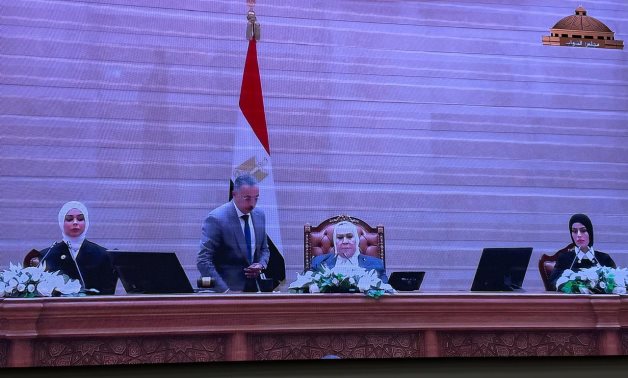 ثلاث نائبات على منصة افتتاح مجلس النواب الجديد اليوم