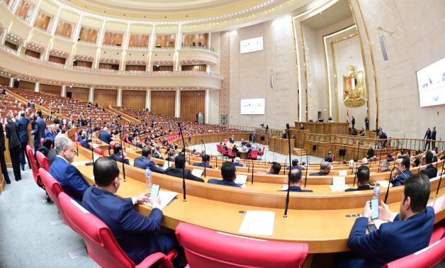 تلاوة قرارات رئيس الجمهورية والوطنية للانتخابات بالجلسة الافتتاحية لـ النواب