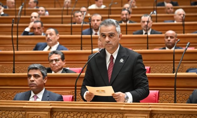 النائب أحمد فتحى يدلى باليمين الدستورية فى أولى جلسات النواب 2026 