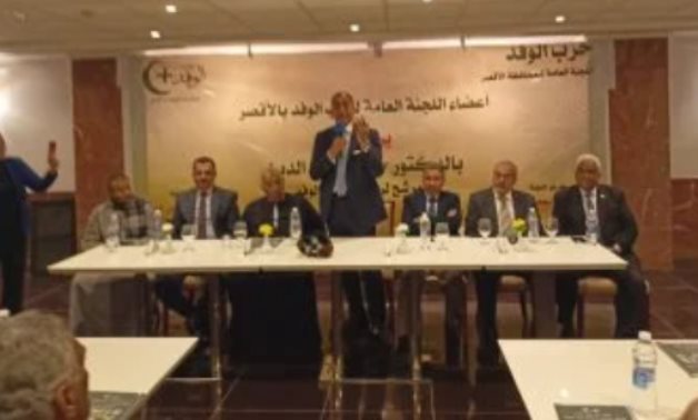 خلال جولته الانتخابية بالأقصر.. هانى سرى الدين يطرح وثيقة ترشحه لإعادة بناء حزب الوفد