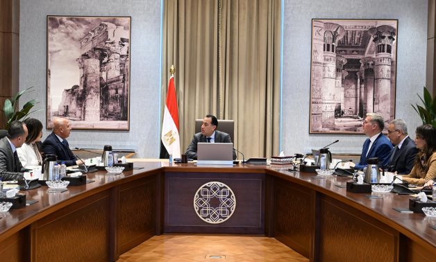 رئيس الوزراء يستعرض جهود تعظيم الاستفادة من الخامات التعدينية والمحجرية بمصر