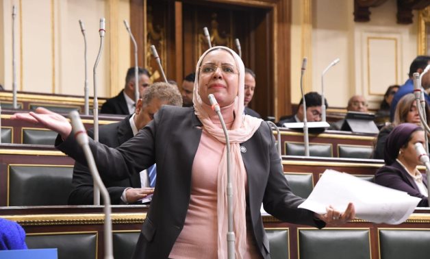 نائبة تتقدم بطلب إحاطة بشأن توقف العمل بالوحدة الصحية بقرية الكِمّان بالأقصر