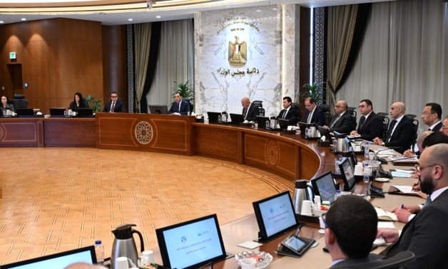 رئيس الوزراء يترأس اجتماع اللجنة العليا للتعداد العام للسكان والإسكان والمنشآت لعام 2027 