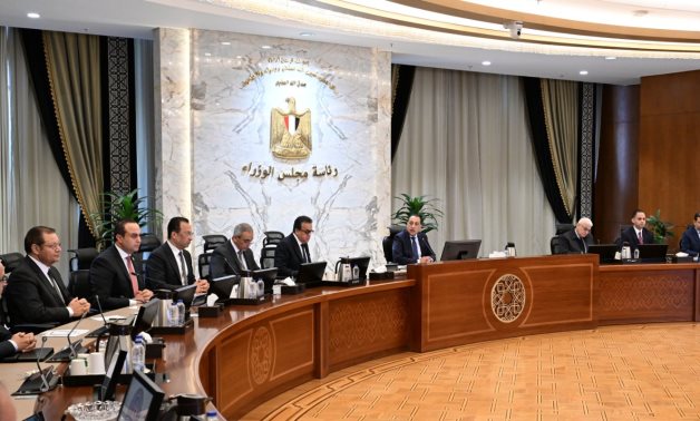 مجلس الوزراء يوضح حقيقة تضرر أهالي مناطق فيصل والهرم من انبعاث روائح كريهة وأدخنة  